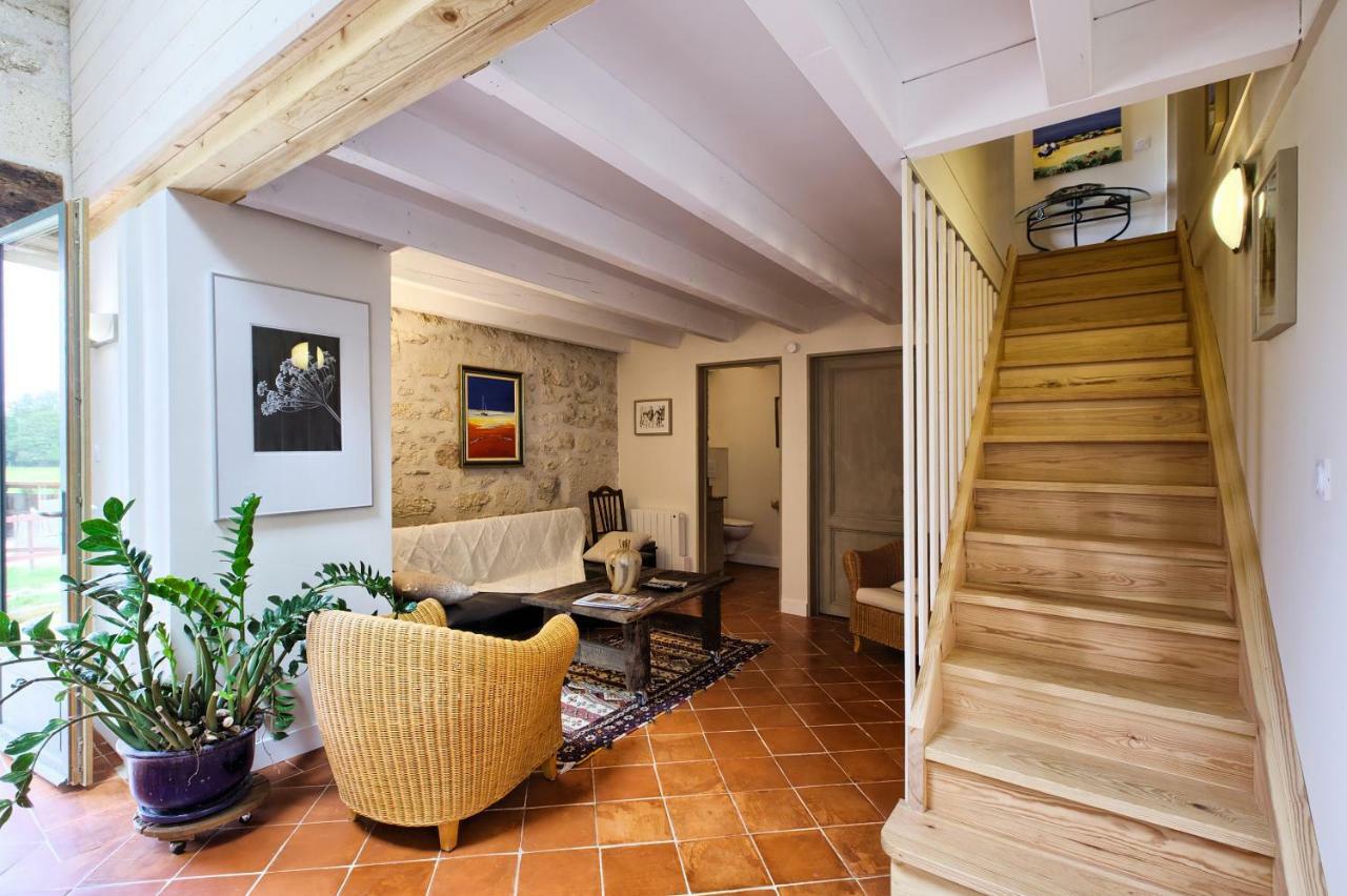 La Grange D'Oustaud Bed & Breakfast Verac ภายนอก รูปภาพ